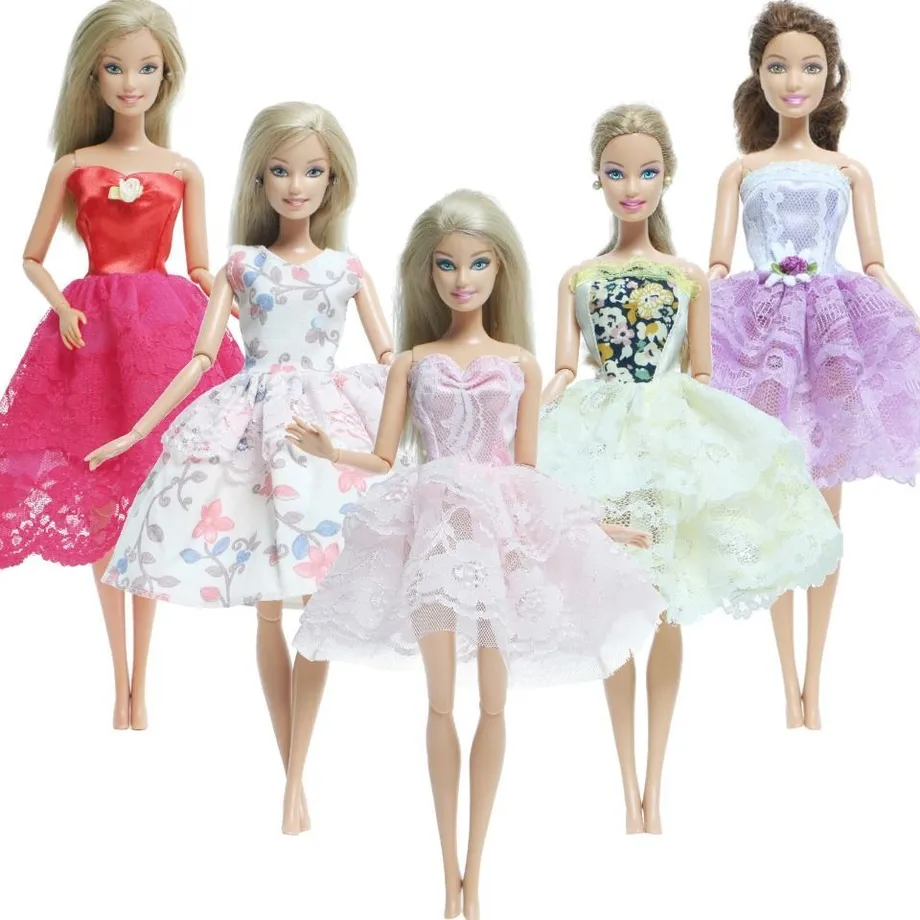 Sada oblečení pro panenku Barbie - 5 ks