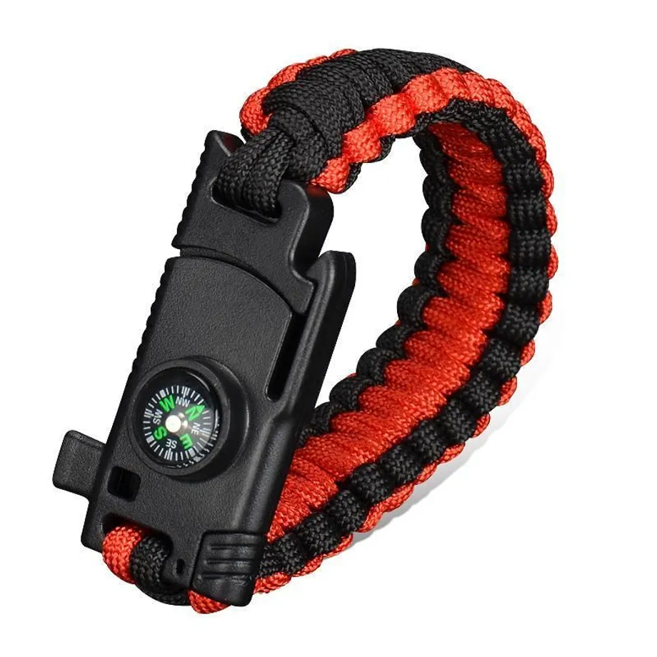 Paracord náramek pro přežití - sada nástrojů pro přežití, kterou můžete nosit na zápěstí