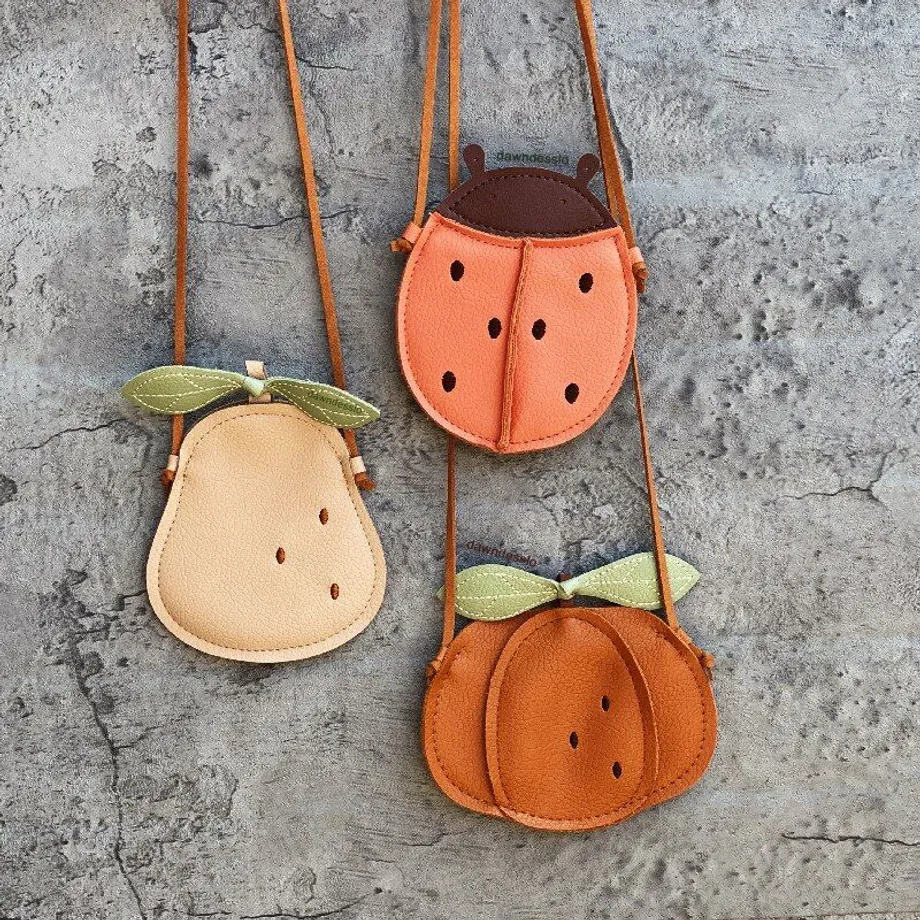 Dětská mini crossbody kabelka s motivem dýně / hrušky / berušky