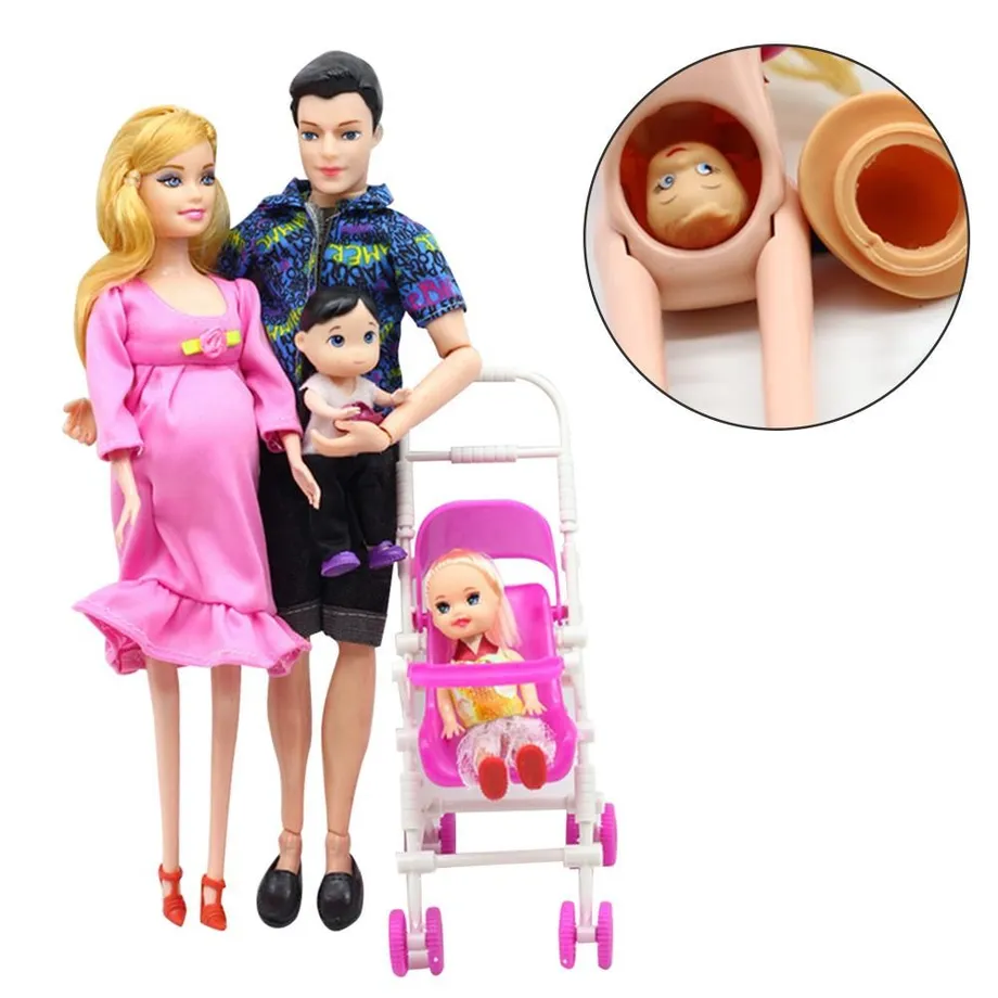 Těhotná panenka Barbie s rodinou a kočárkem