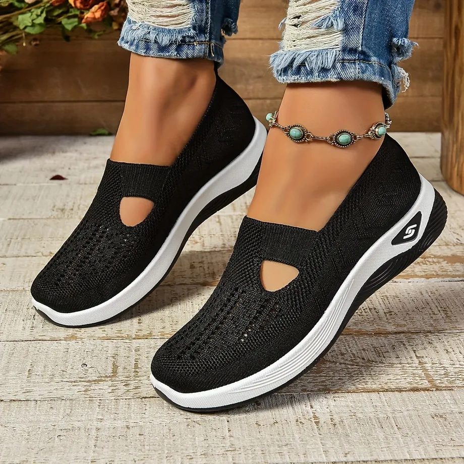 Dámské prodyšné slip-on boty s výřezy na chůzi