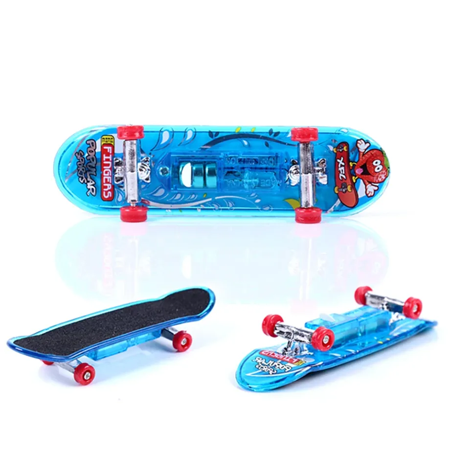 Sada 2 ks mini prstových svítících skateboardů