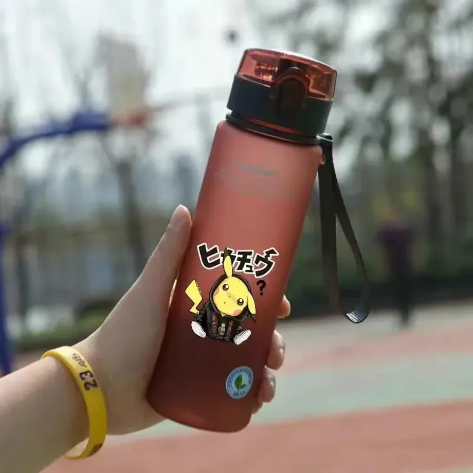 Dětská sportovní láhev na pití s roztomilými obrázky známých Pokémon postaviček