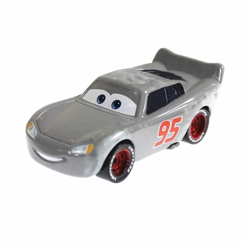 Autíčka s motivem filmu Cars 3