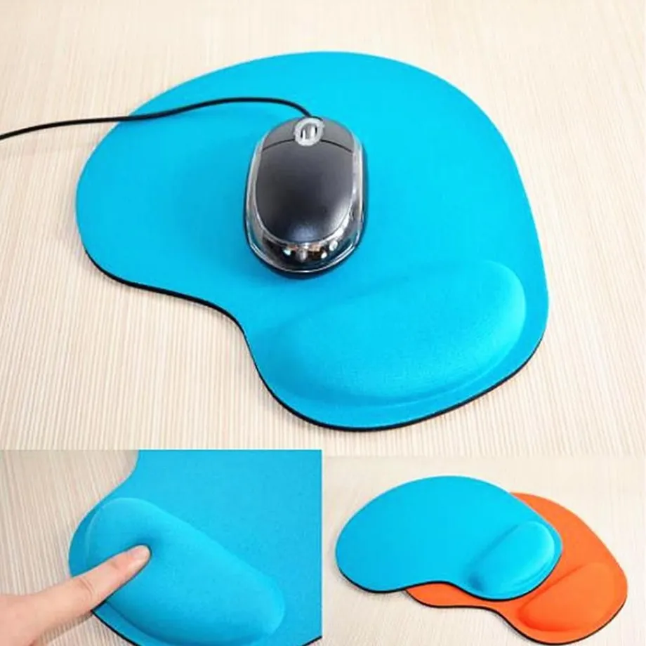 Ergonomická podložka pod myš v různých barvách