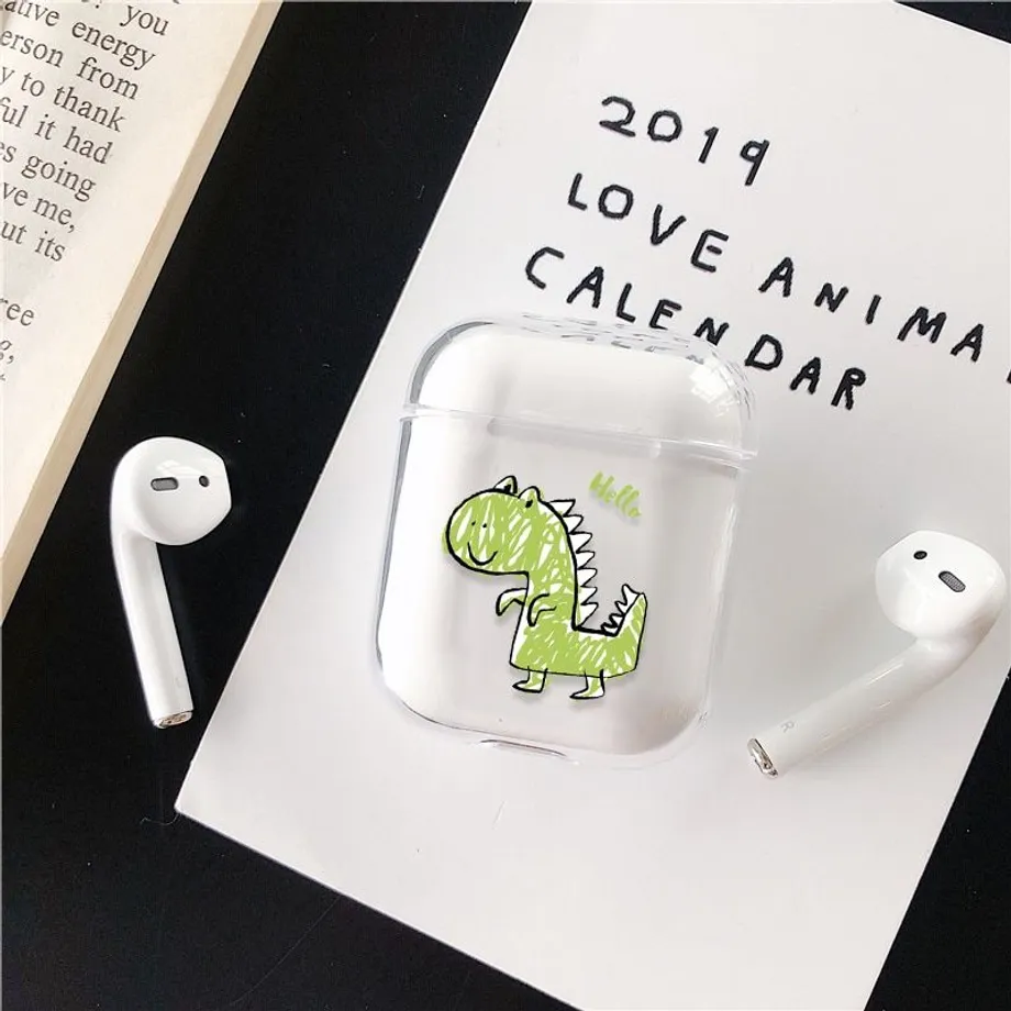 Plastový ochranný obal na AirPods sluchátka s potiskem dinosaura a jiné