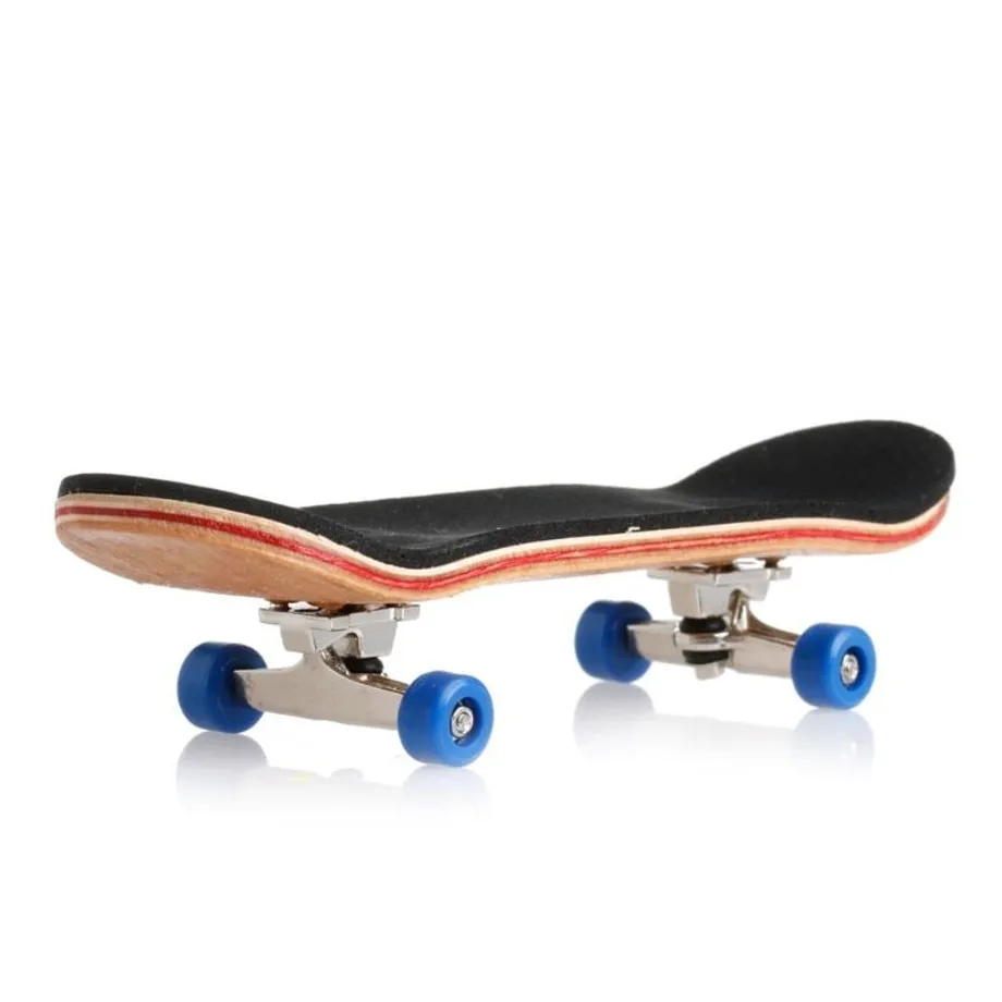 Mini skateboard nejen pro kluky