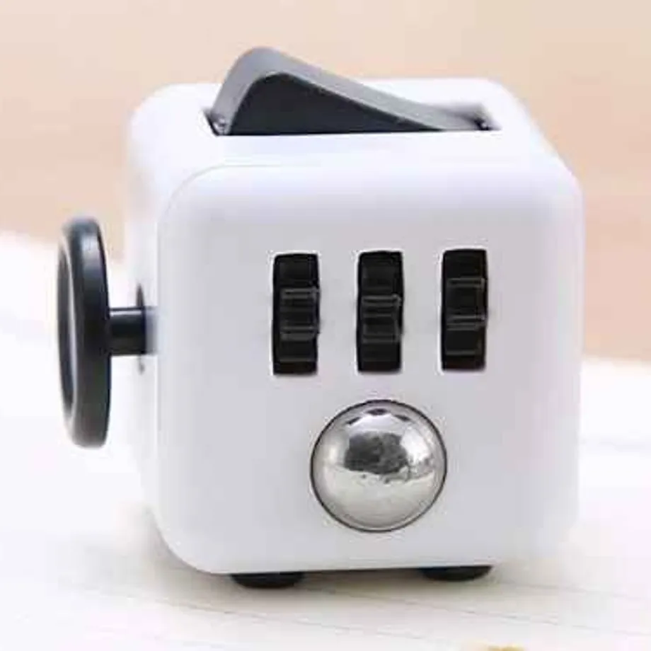 Originální antistresová kostka Fidget Cube