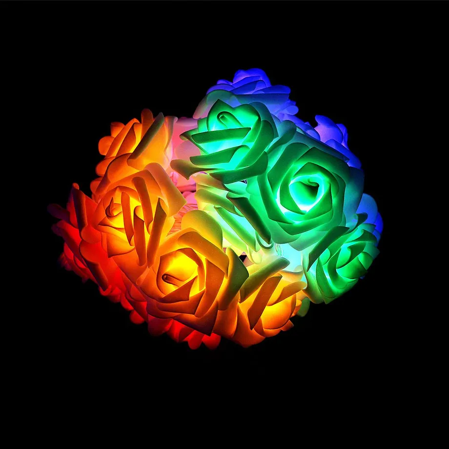 Svítící řetěz LED s růžemi