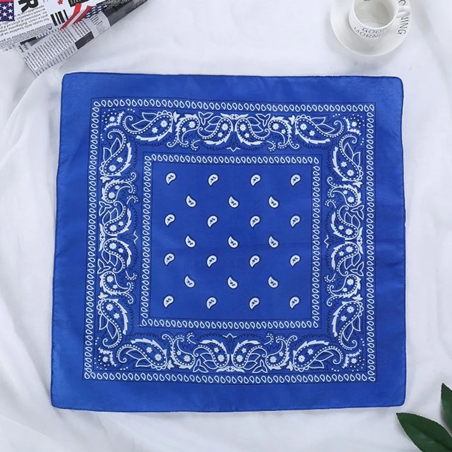 Stylový unisex bavlněný šátek bandana v několika barevných variantách Aristoteles