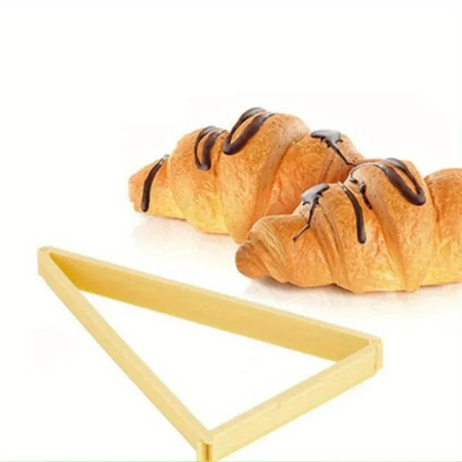 praktický plastový nožík na croissanty