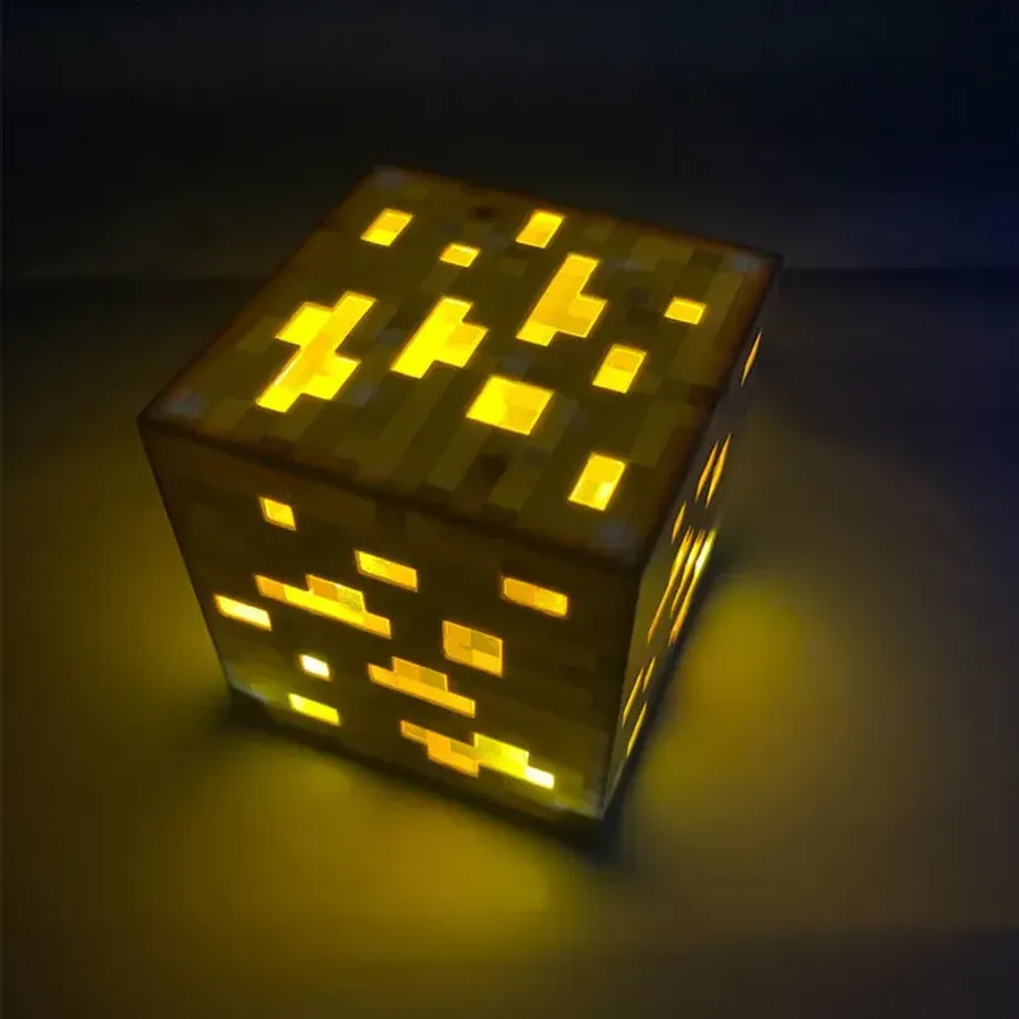 Dekorační nabíjecí lampa v provedení diamantová kostka Minecraft