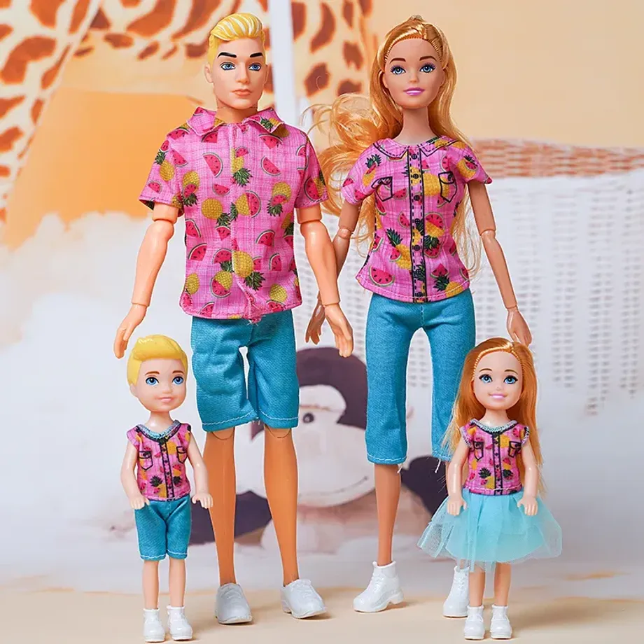 Roztomilá sada panenek Barbie rodina ve stejném oblečení - sada 4 ks