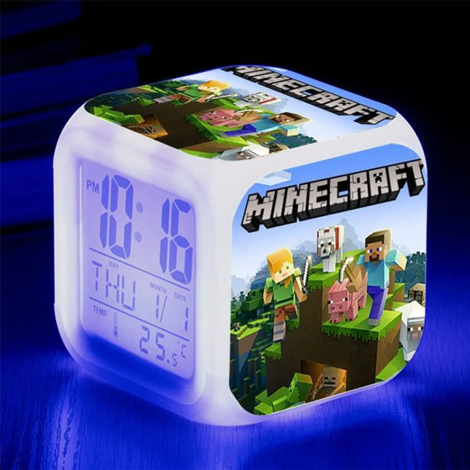 Budík Minecraft s digitálními hodinami s LED displejem