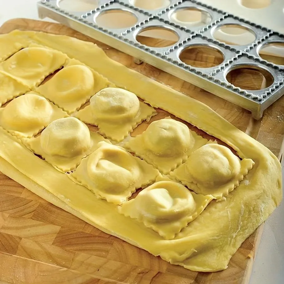 Výrobník ravioli 12 otvorů - Multifunkční tvořítko na italské knedlíčky