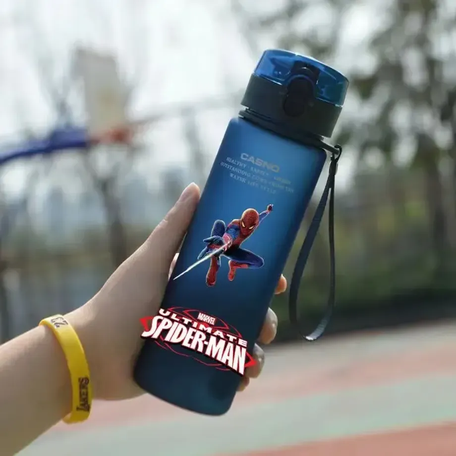 Stylová láhev na vodu s motivy superhrdiny Spider-man 560ml - různé varianty