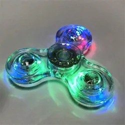 Svíticí fidget spinner E51